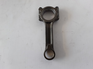  Connecting rod 