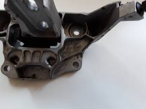 Opel Corsa F (2019–2026) Engine bracket 9824312980 - 2