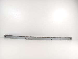 Aizmugurējā bampera dekoratīvā līste - 7135584