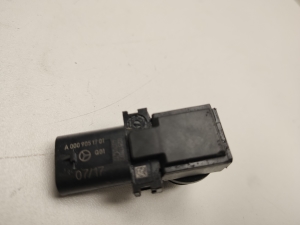 Mercedes Benz C-Class 205 (2014–2021) Other sensor A0009051701 - 2