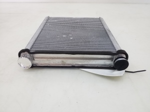 Mercedes Benz A-Class 176 (2012–2018) Heater core A2468300161 - 2