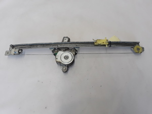 Front door window regulator - 7700311821