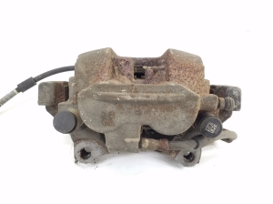  Front brake caliper 