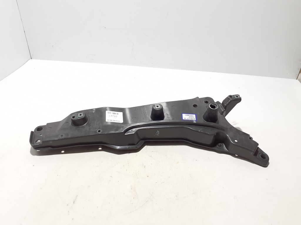 VOLVO XC90 2 generation (2014-2024) Front Left Fender Holder 31391777 25082837