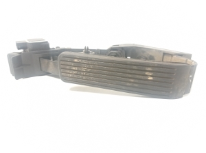 Mercedes Benz CLS-Class 219 (2004–2010) Gaasipedaal A2113000504 - 4
