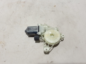 Fensterhebermotor vorne - 4K0959811A
