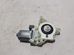AUDI Q4 e-tron I (2021–2026) Front door window regulator motor 4K0959811A - 4