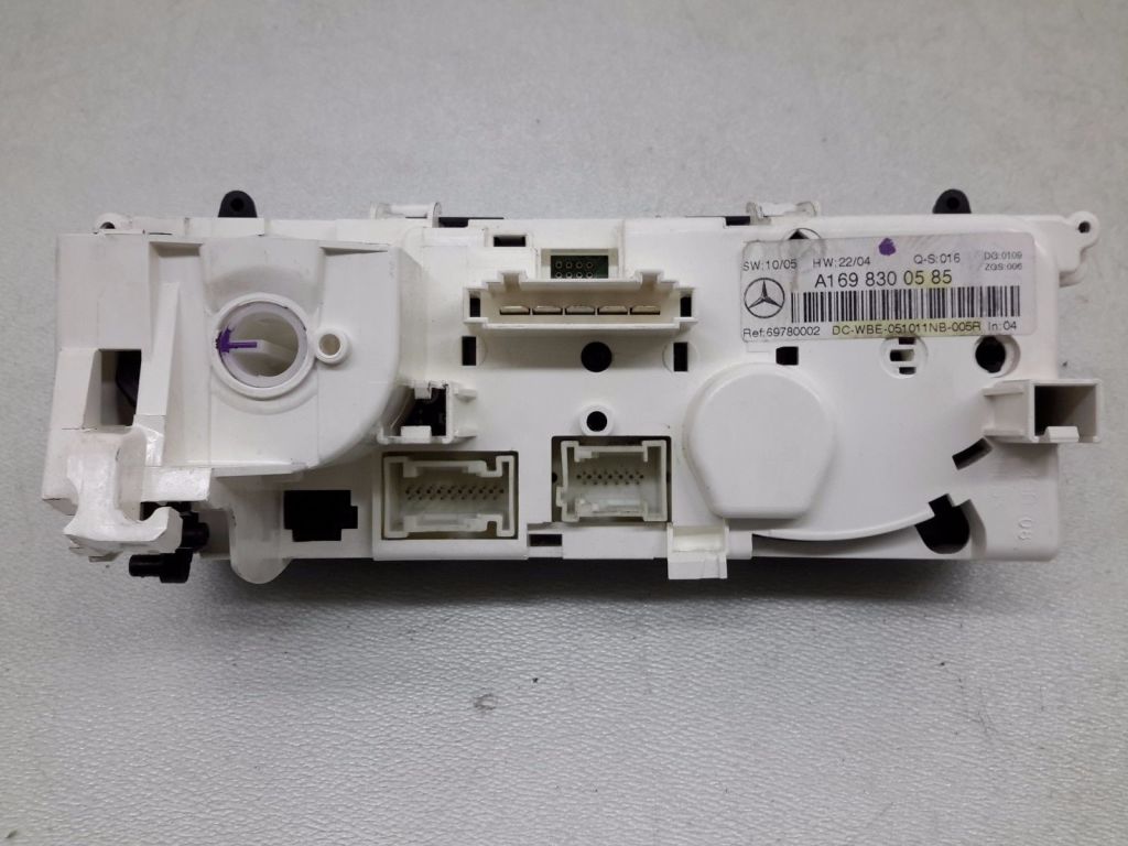 MERCEDES-BENZ A-Class W169 (2004-2012) Climate  Control Unit A1698300585 20971815