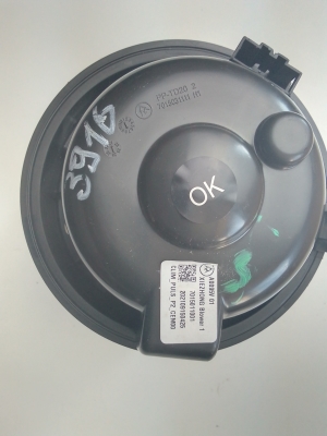 Opel Corsa F (2019–2026) Heater blower motor 7015011001 - 3