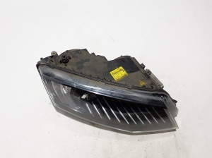 Skoda Octavia III (2013–2019) Scheinwerfer vorne 5E1941016B - 2