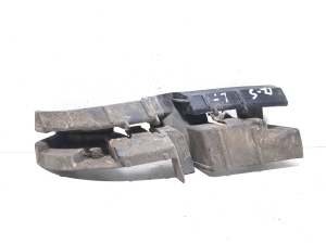   Front bumper bracket 