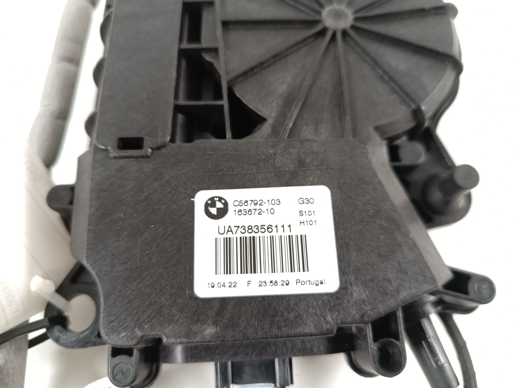 BMW X3 G01 (2017-2024) Мотор за плавно затваряне на багажника на задната врата 7383561, 51247383561 25075520