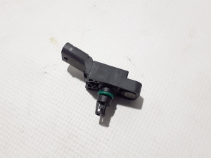  Air pressure sensor 