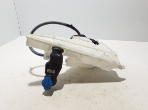 AUDI A6 C8 (2018–2025) Réservoir lave-glace avant 4K0955451G - 2