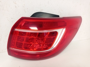 Kia Sportage (2010–2016) Eckleuchte hinten 924023W010 - 4