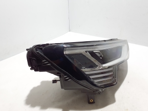 AUDI e-tron GT (2020–2026) Headlight 4KE941040D - 5
