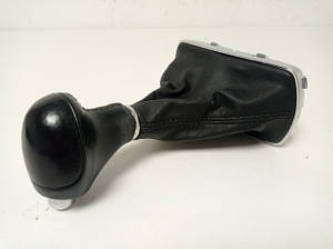 Kia Sportage (2010–2016) Gear shift knob - 2