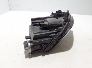 AUDI A4 B9 (2015–2026) Esituli 8W0941033 - 2