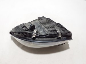Mercedes Benz C-Class 205 (2014–2021) Scheinwerfer vorne A2059067905 - 2