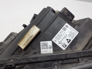 Mercedes Benz C-Class 205 (2014–2021) Scheinwerfer vorne A2059067905 - 4