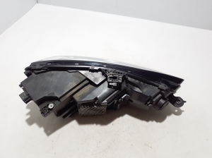 AUDI A5 (2016–2026) Headlight 8W6941039 - 4