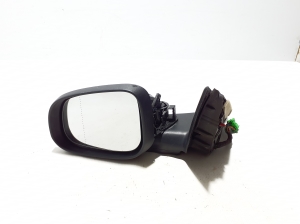  Side mirror and its details 