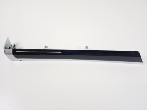   Rear side door trim 