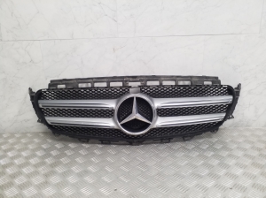  Front grille 