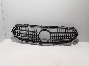  Front grille 