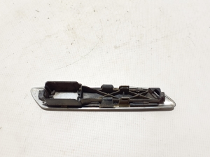 BMW 5 SERIES F10 (2010–2017) Esiporitiiva muu osa 7336646 - 3