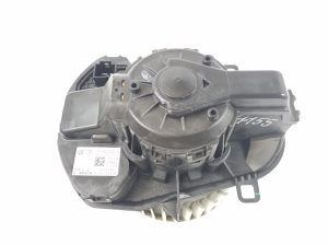  Salona plecu motors 