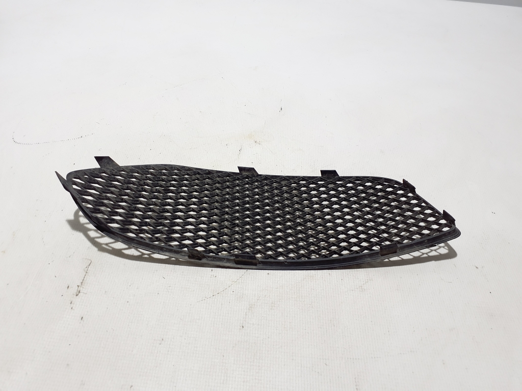 MERCEDES-BENZ CLA-Class C117 (2013-2016) Front Right Grill A285450030 25045254