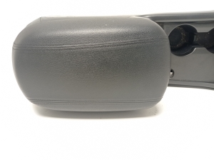 Kia Sportage (2010–2016) Center console - 5