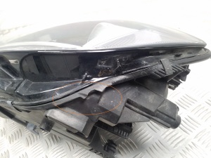Volkswagen Touran III (2015–2026) Scheinwerfer vorne 5TB941005A - 7