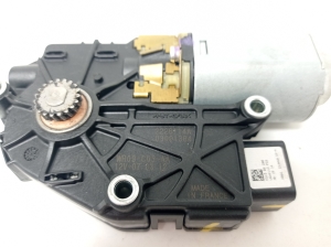 Kia Sportage (2010–2016) Schiebedachmotor WR09C05AA - 3