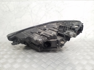 AUDI e-tron SUV (2018–2026) Esituli 4KE941040 - 4