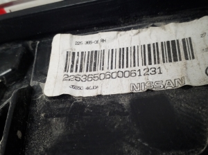 NISSAN Navara (2015–2026) Eckleuchte hinten 265504KJ0A - 4