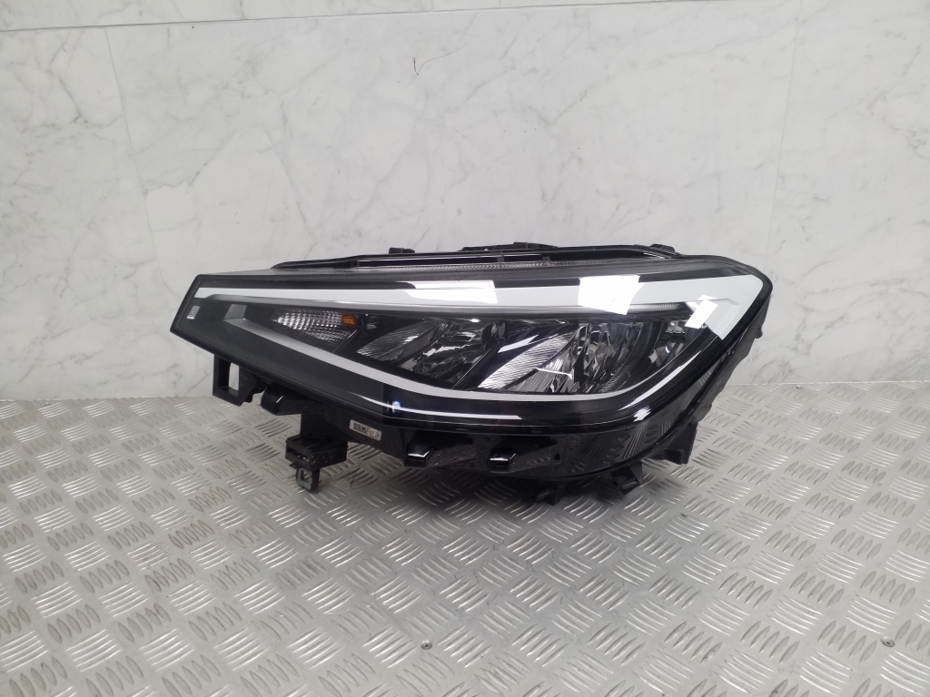 Volkswagen ID.4 I (2020–2026) Headlight 11B941005A Volkswagen ID.4 I (2020–2026) Headlight 11B941005A