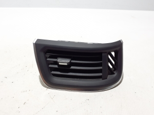   Dashboard air vent grilles  - 687603893R 