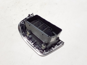 RENAULT Trafic lV (2022–2026) Dashboard air vent grilles 687603893R - 2
