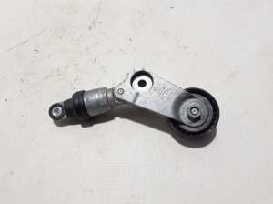  Strap tensioner 