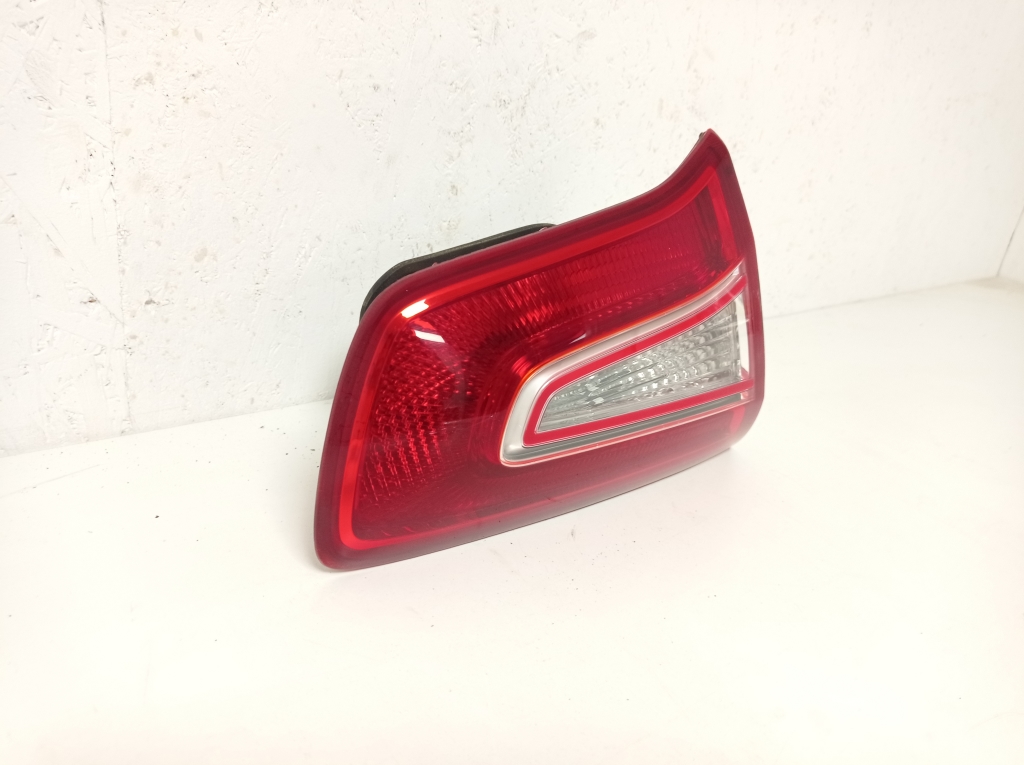 KIA Sportage 3 generation (2010-2015) Задна светлина на дясна врата на багажника 924063W010 25034221