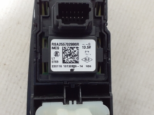 RENAULT Trafic lV (2022–2026) Front door glass switch 809617863R - 5