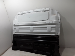 Partition between cabin and cargo compartment - 791121908R