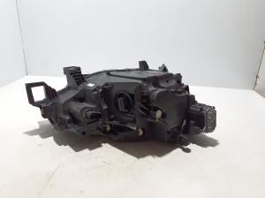Volkswagen ID.4 I (2020–2026) Headlight 11B941035E - 9