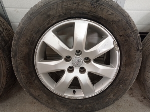 Kia Sorento (2009–2014) Rim set 529102P170 - 4