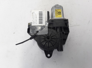 VOLVO S60 II (2010–2018) Rear side door window regulator motor 31253064 - 3