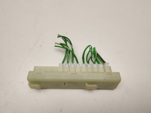  Wire connectors 