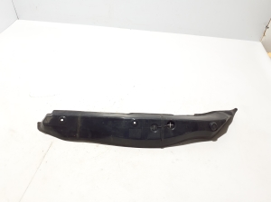 Mercedes Benz C-Class 205 (2014–2021) Esiporitiiva muu osa A2058890125 - 2