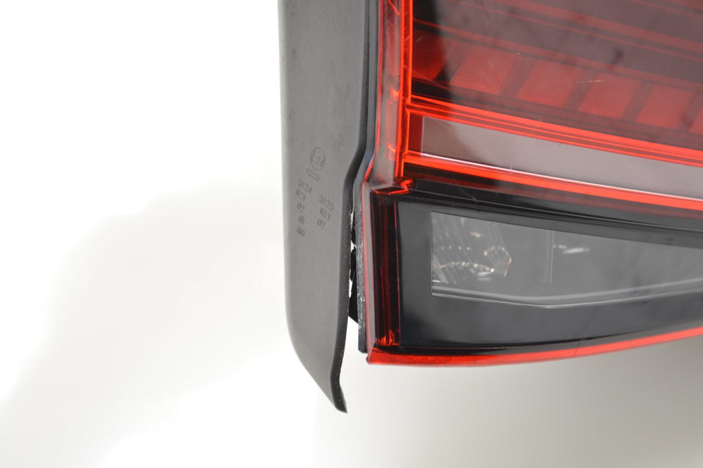 VOLKSWAGEN Golf 7 generation (2012-2024) Left Side Tailgate Taillight 5G0945307Q 25133937